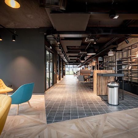 Ibis Budget Valenciennes Petite Forêt Екстериор снимка