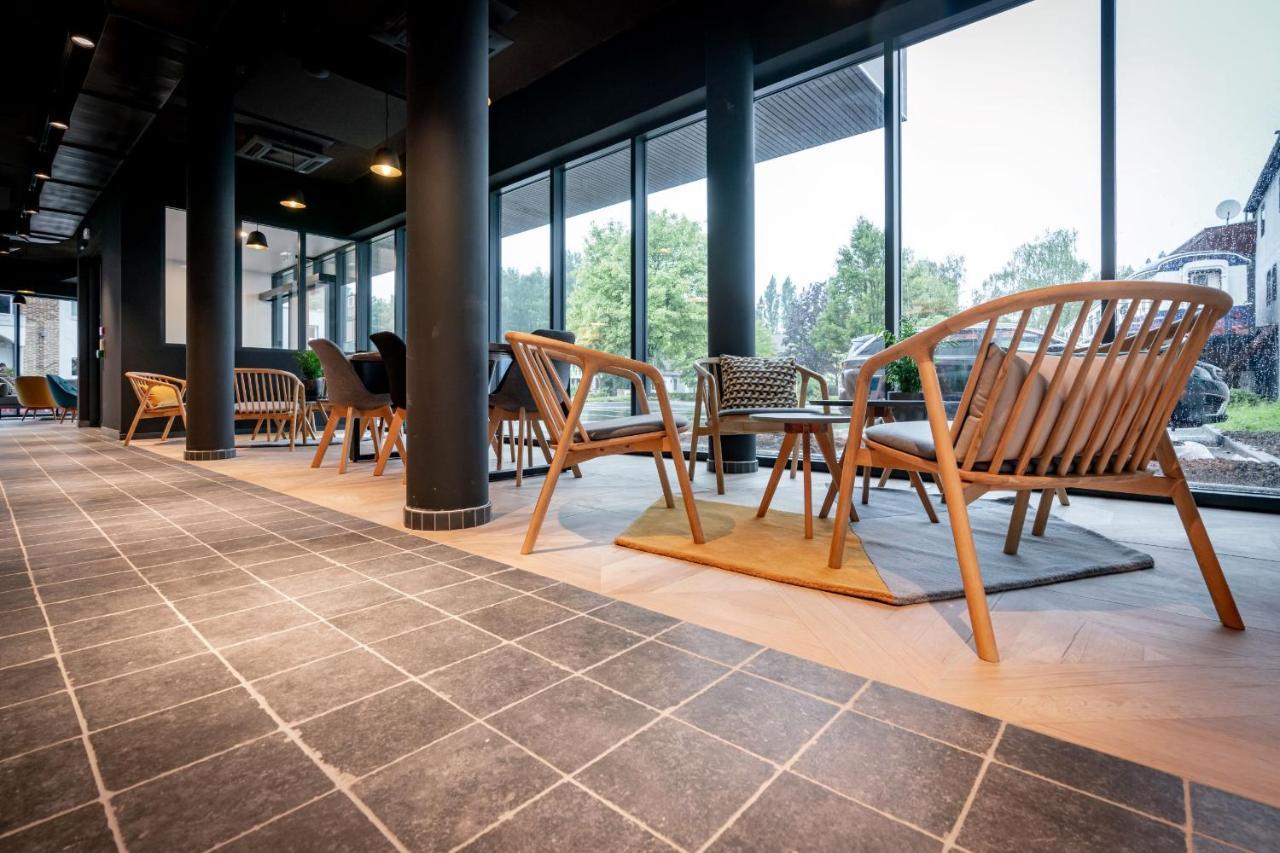 Ibis Budget Valenciennes Petite Forêt Екстериор снимка