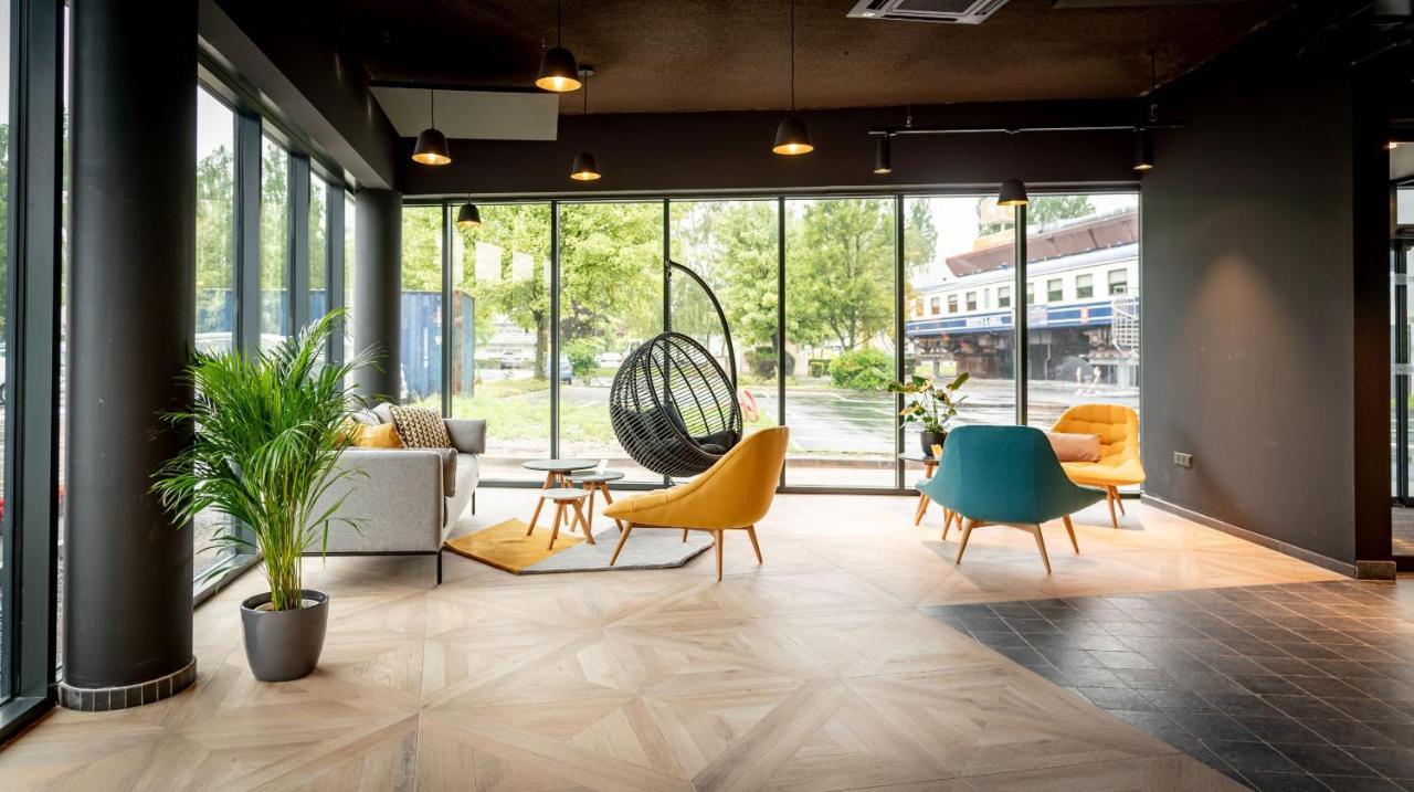 Ibis Budget Valenciennes Petite Forêt Екстериор снимка