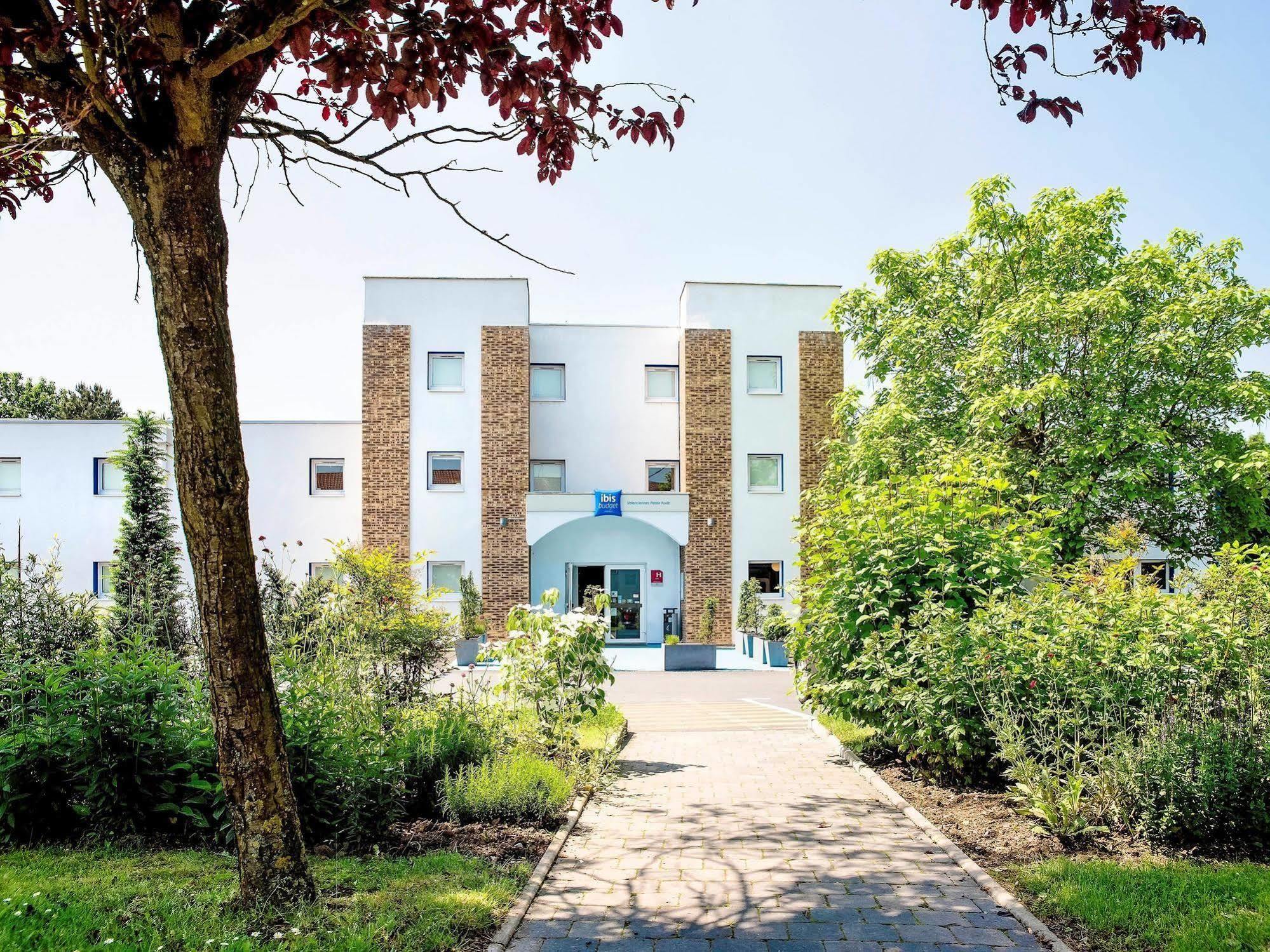 Ibis Budget Valenciennes Petite Forêt Екстериор снимка